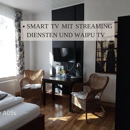 Haus Krabbe Zimmer Ohne Kueche, Fuer 1-2 Personen, Doppelbett, Zentral Gelegen Zwischen Cuxhaven Und Bremerhaven, Hunde Kostenfrei Willkommen, Kostenfreier Parkplatz Wremen Εξωτερικό φωτογραφία