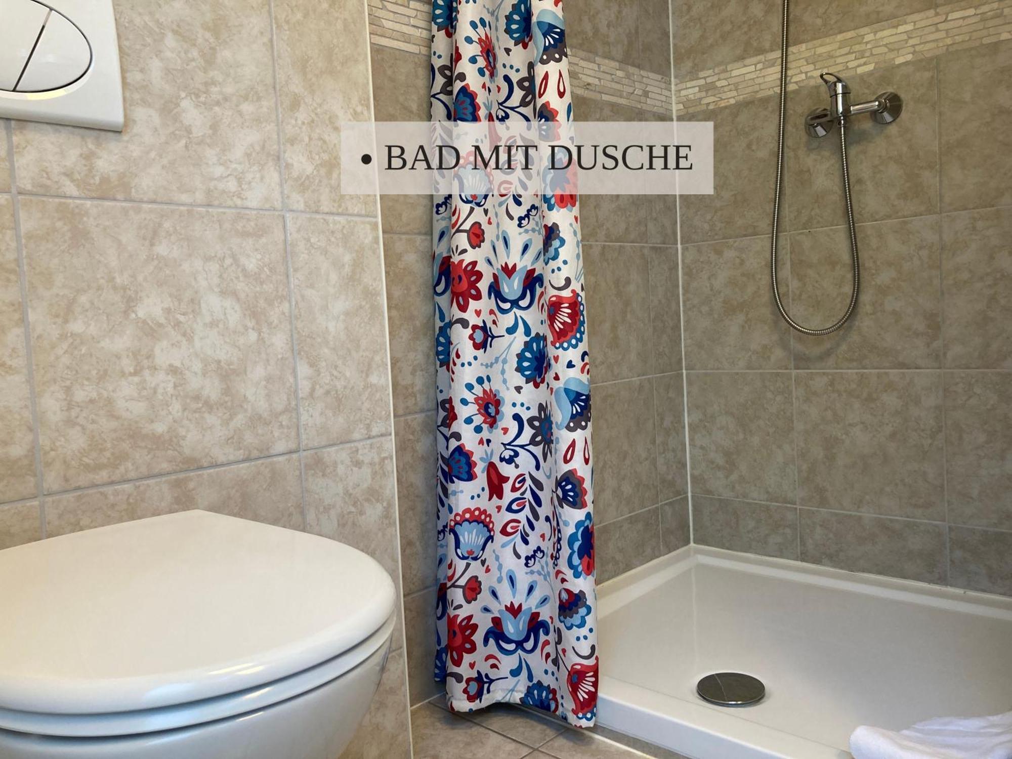 Haus Krabbe Zimmer Ohne Kueche, Fuer 1-2 Personen, Doppelbett, Zentral Gelegen Zwischen Cuxhaven Und Bremerhaven, Hunde Kostenfrei Willkommen, Kostenfreier Parkplatz Wremen Εξωτερικό φωτογραφία